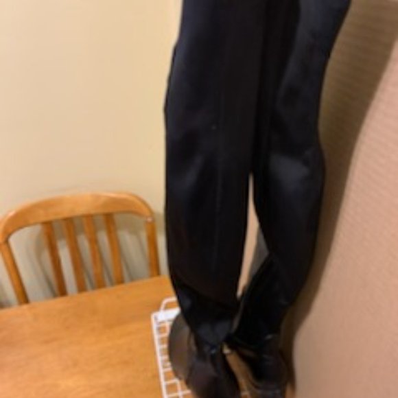 Over the knee boots with black star studs - Picture 5 of 15